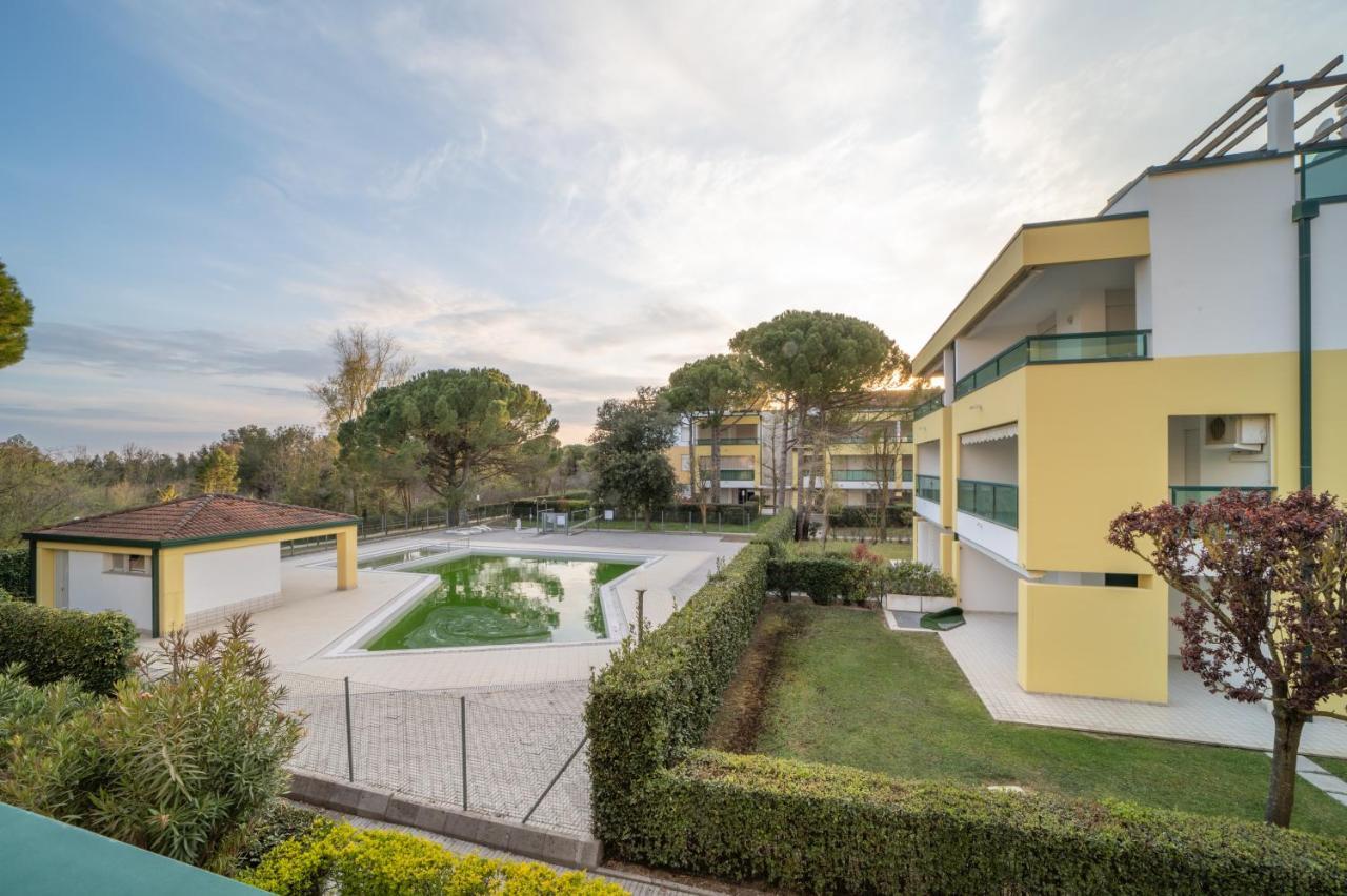 Residenza Le Altane Apartment Bibione Luaran gambar